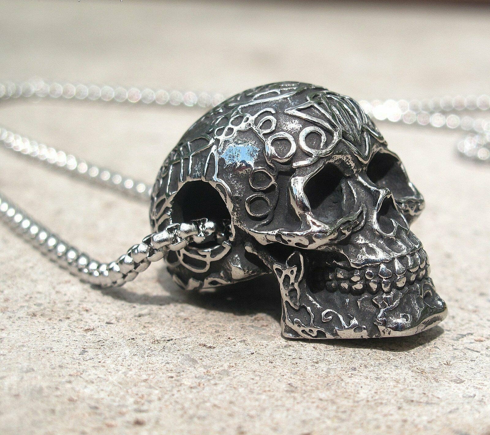 Gothic Skull Necklace Pendant For Men's Stainless Steel Retro Necklace Punk  Hip Hop Men's Chain Fashion